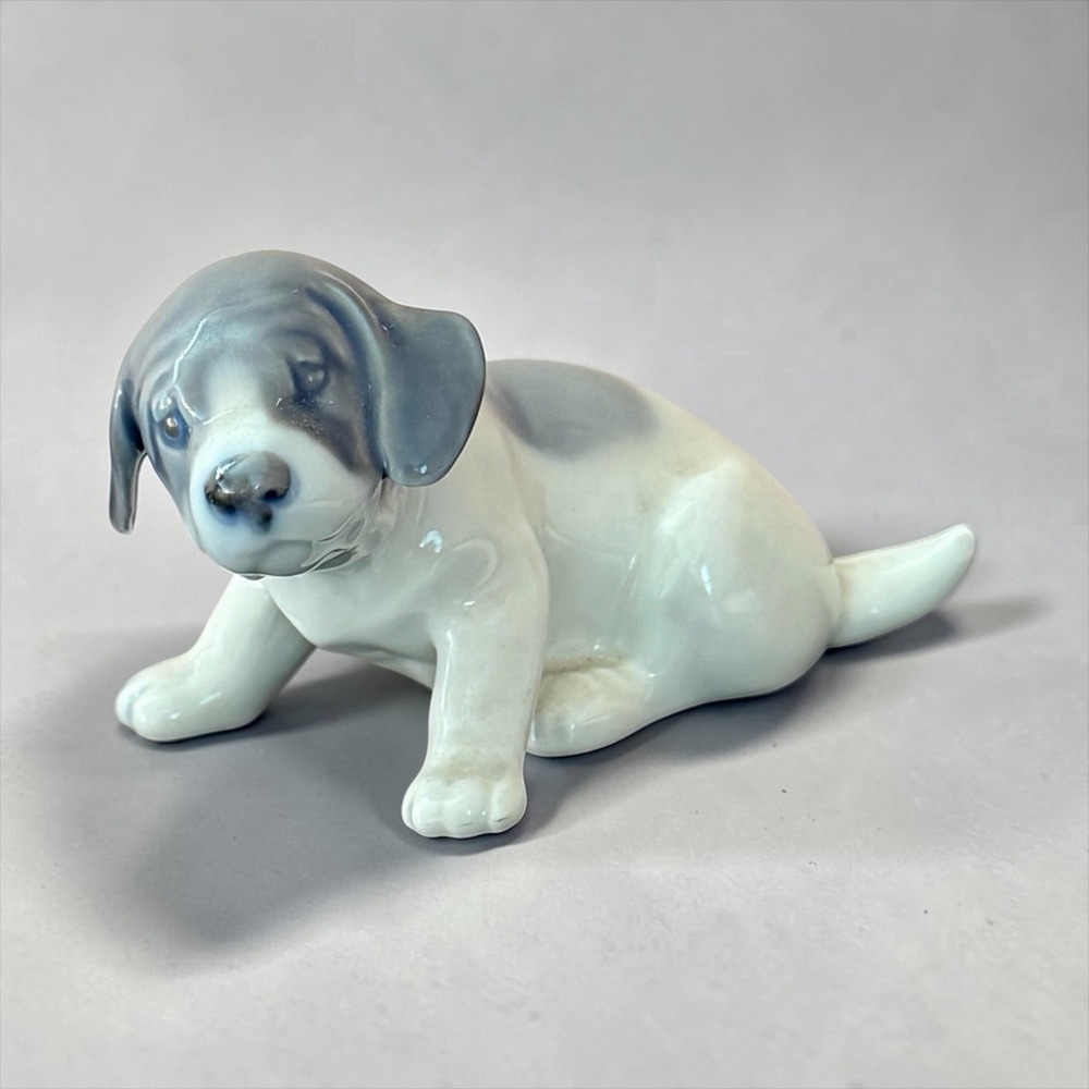 Royal Copenhagen Denmark Pointer Puppy #1311 Porcelain Dog‎ Figurine